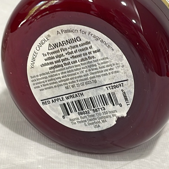 Yankee Candle Retired RED APPLE WREATH Festive Large 22 oz. NEW - Picture 7 of 10